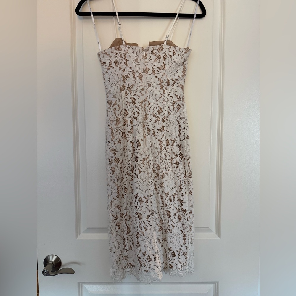 Lulus White Lace Dress. Size Small. - Picture 2 of 5